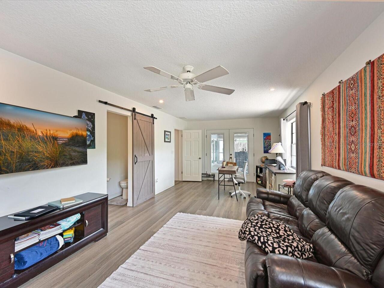 Listing Photo 19
