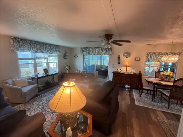 Listing Photo 17