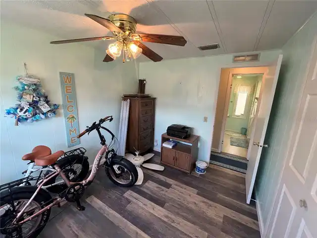 Listing Photo 29