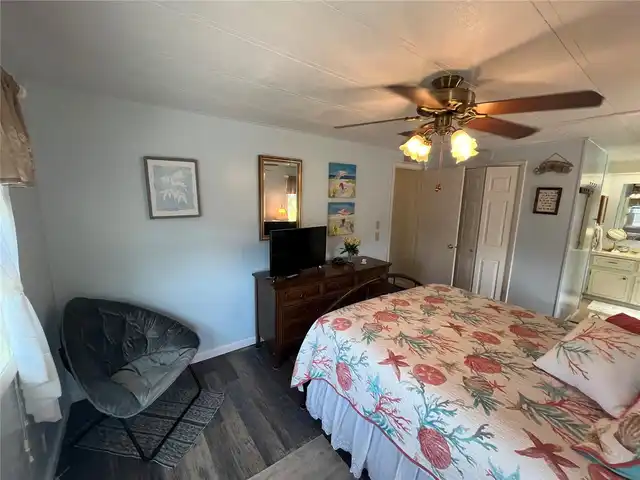 Listing Photo 34