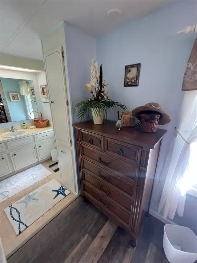 Listing Photo 38