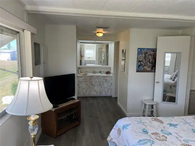 Listing Photo 35