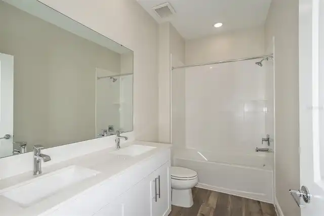 Listing Photo 23