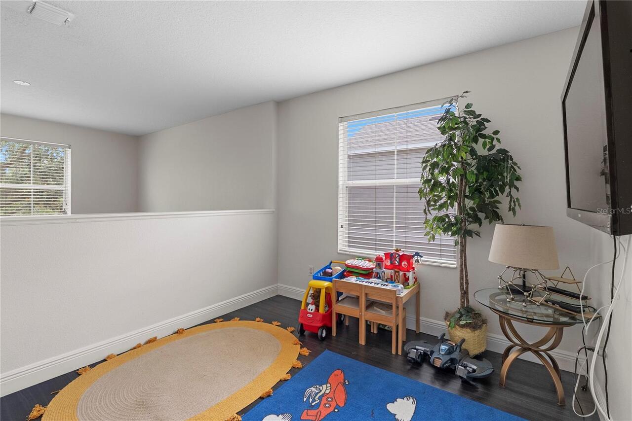 Listing Photo 16