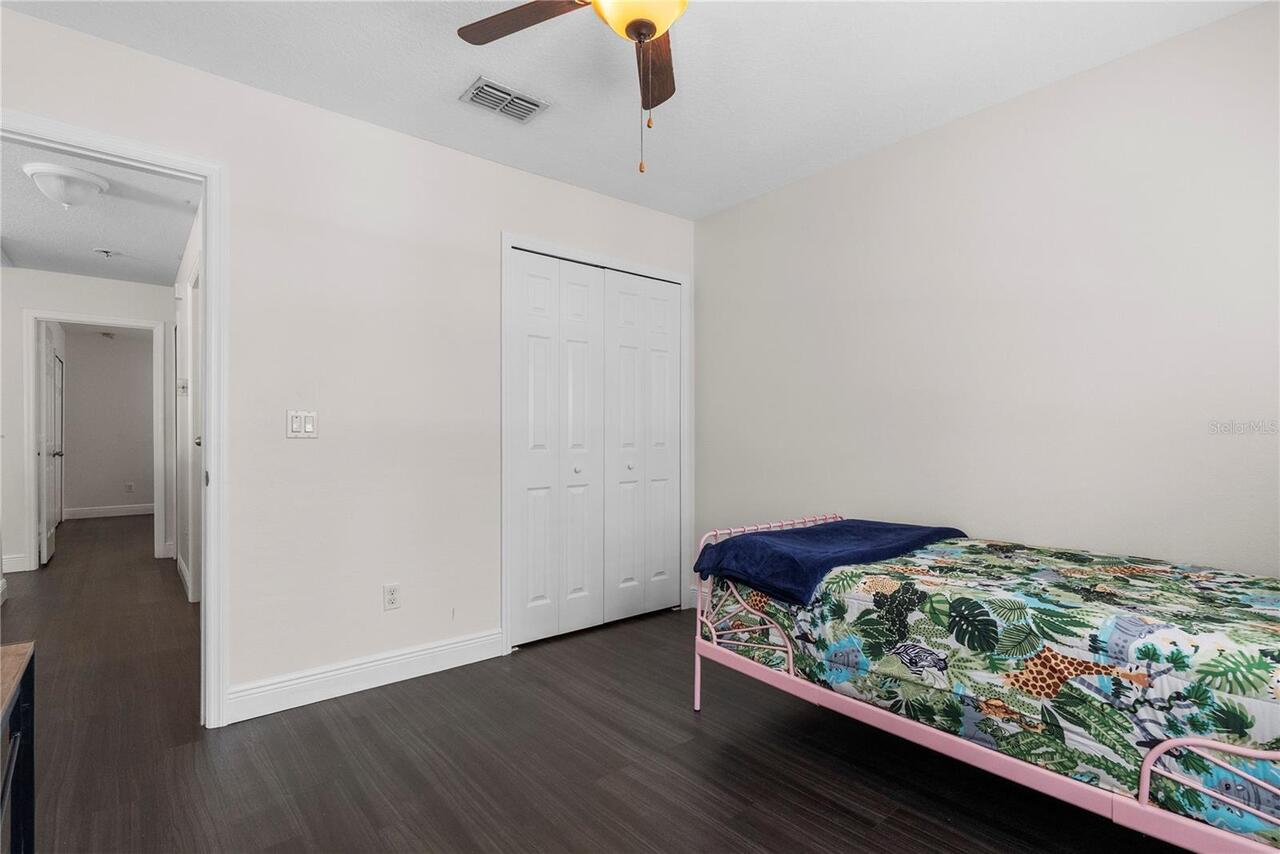 Listing Photo 24