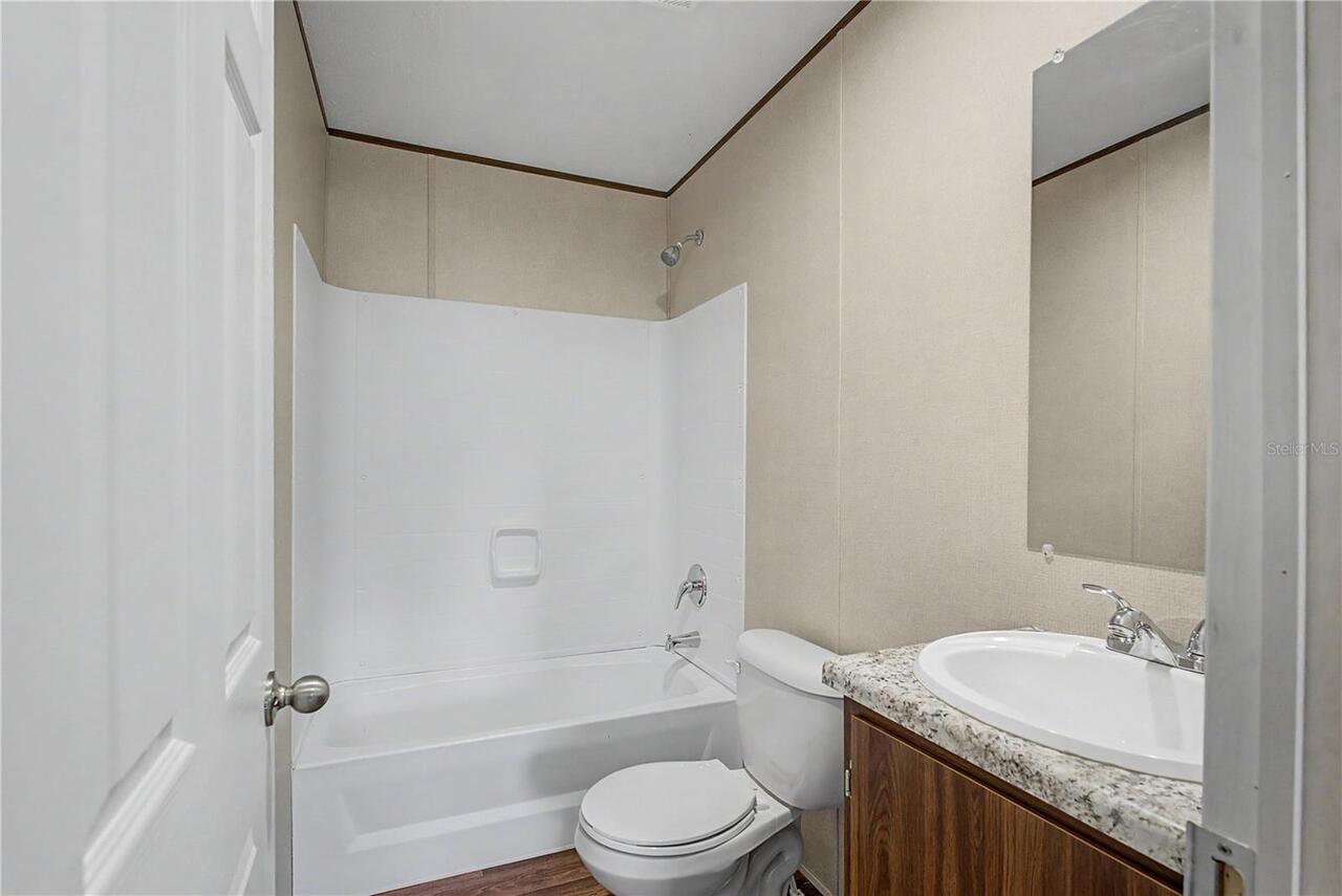 Listing Photo 15