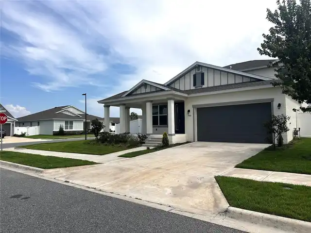 Listing Photo 10