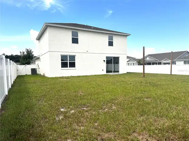 Listing Photo 16