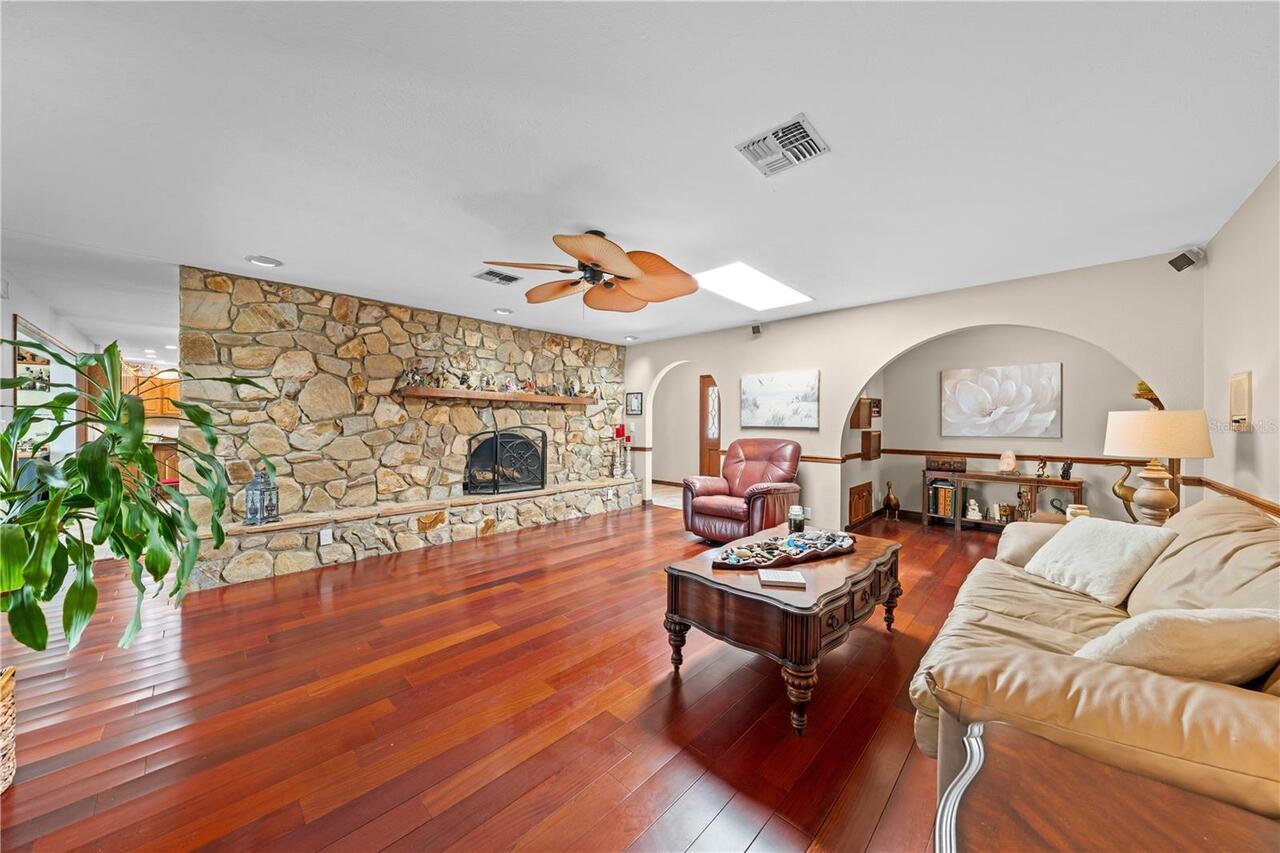 Listing Photo 13