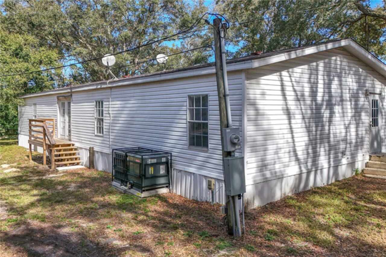 Listing Photo 17