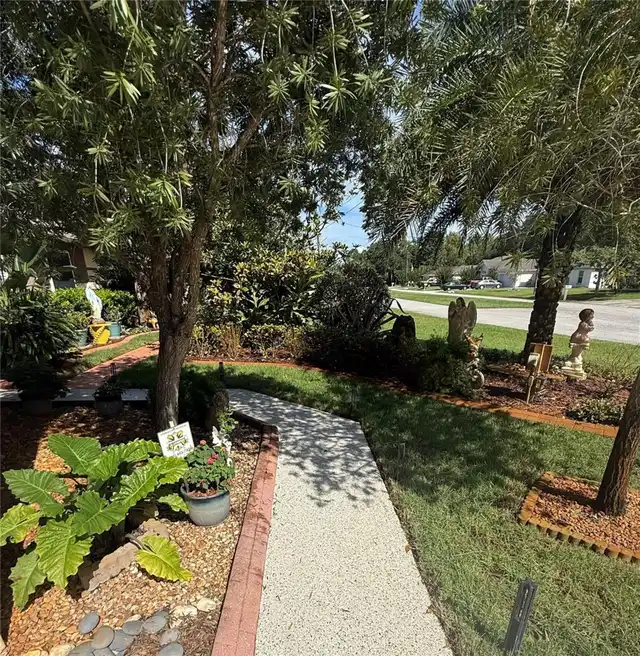 Listing Photo 6