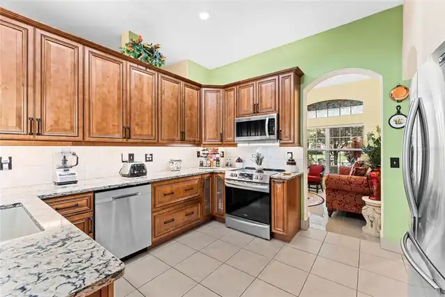 Listing Photo 18