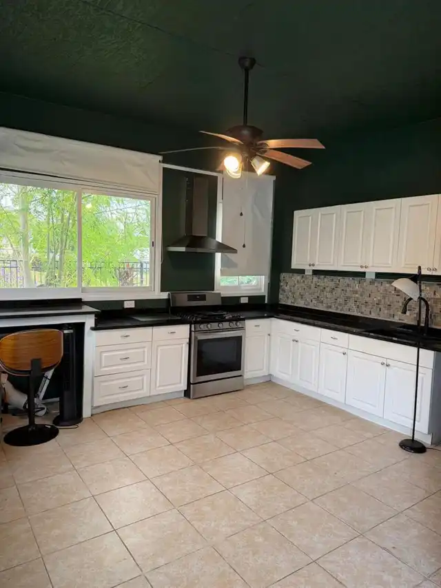 Listing Photo 16