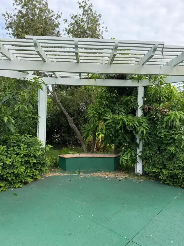 Listing Photo 17