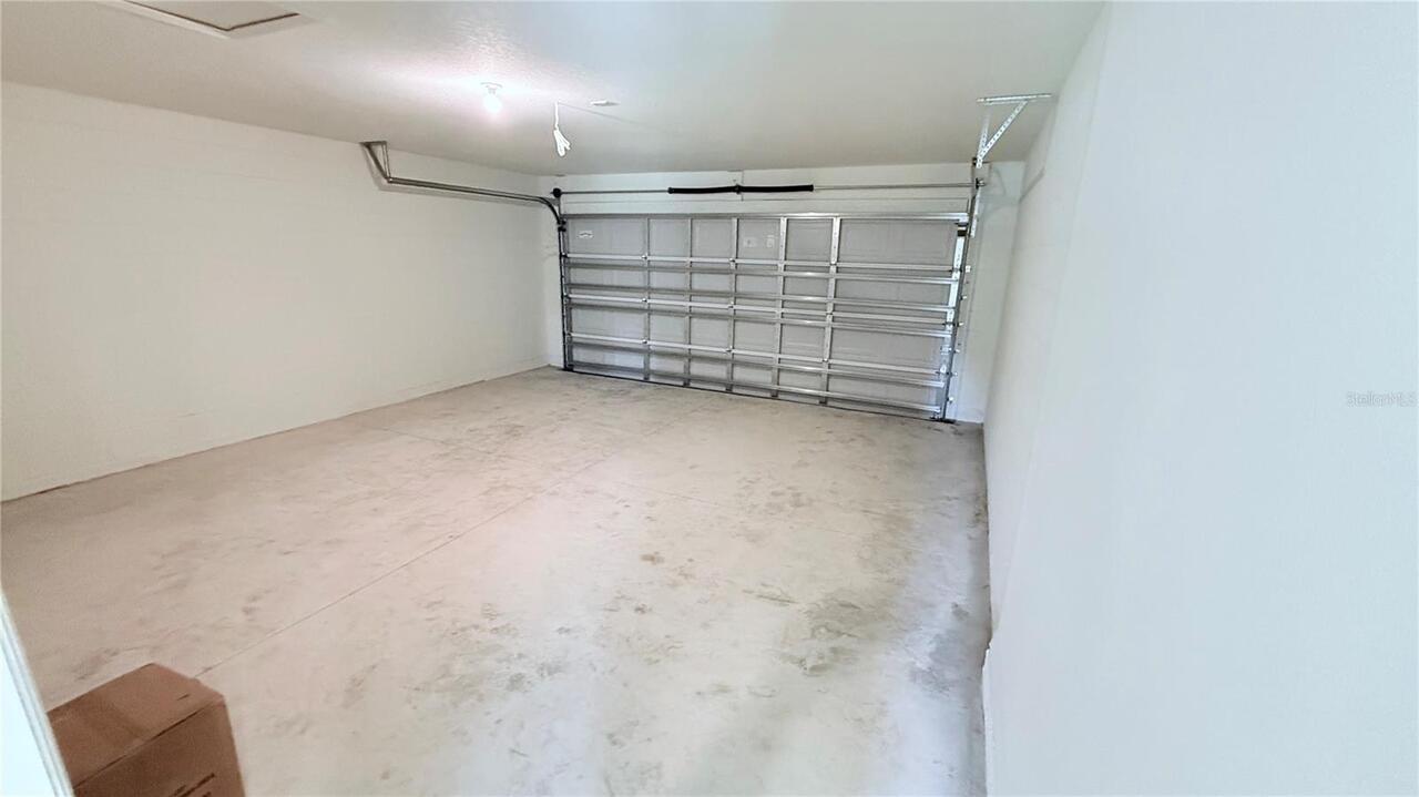 Listing Photo 12