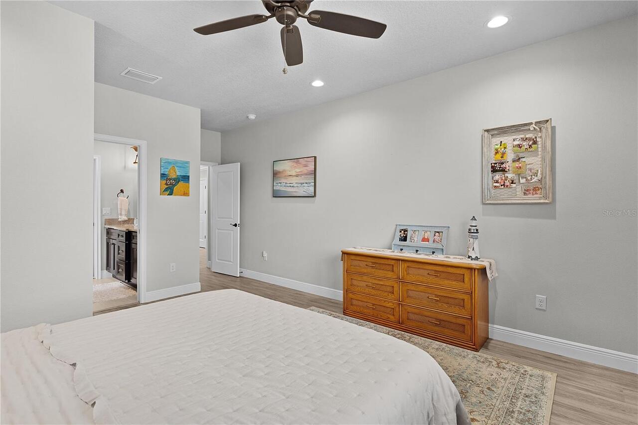 Listing Photo 33