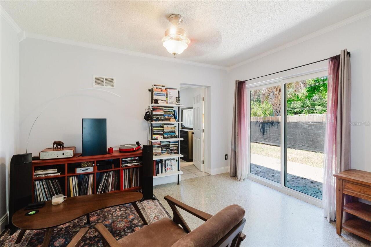 Listing Photo 15