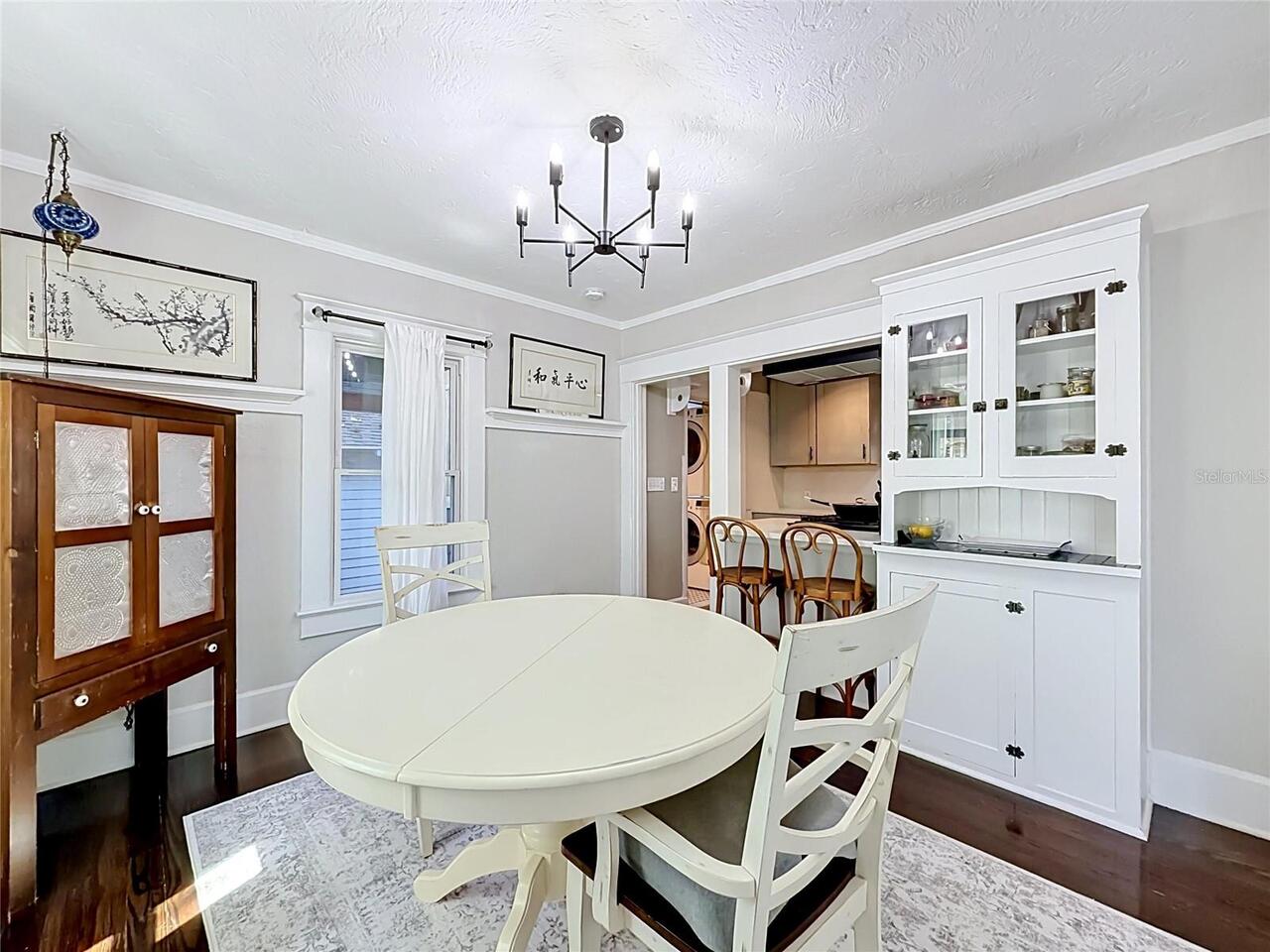 Listing Photo 11
