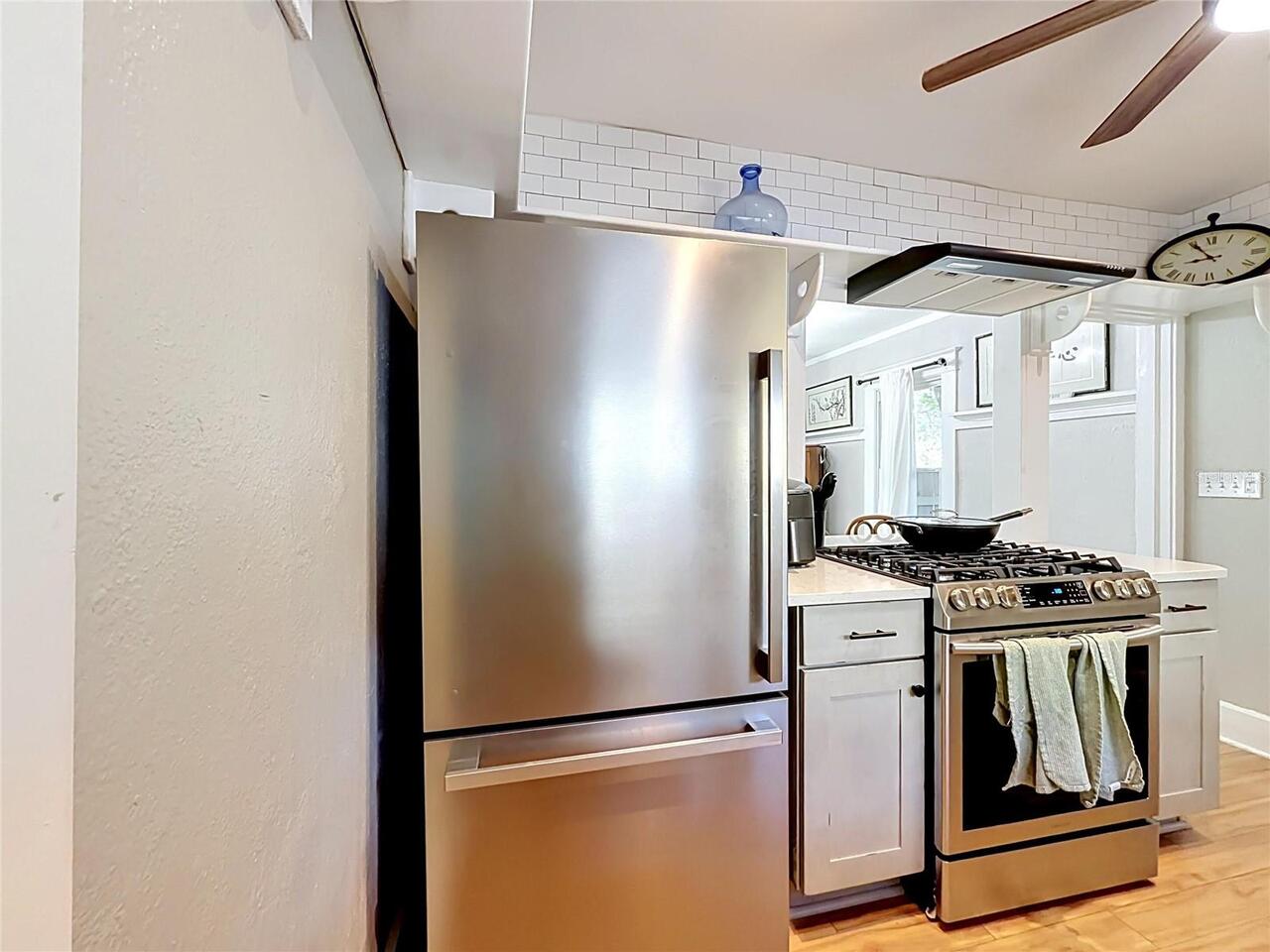 Listing Photo 16