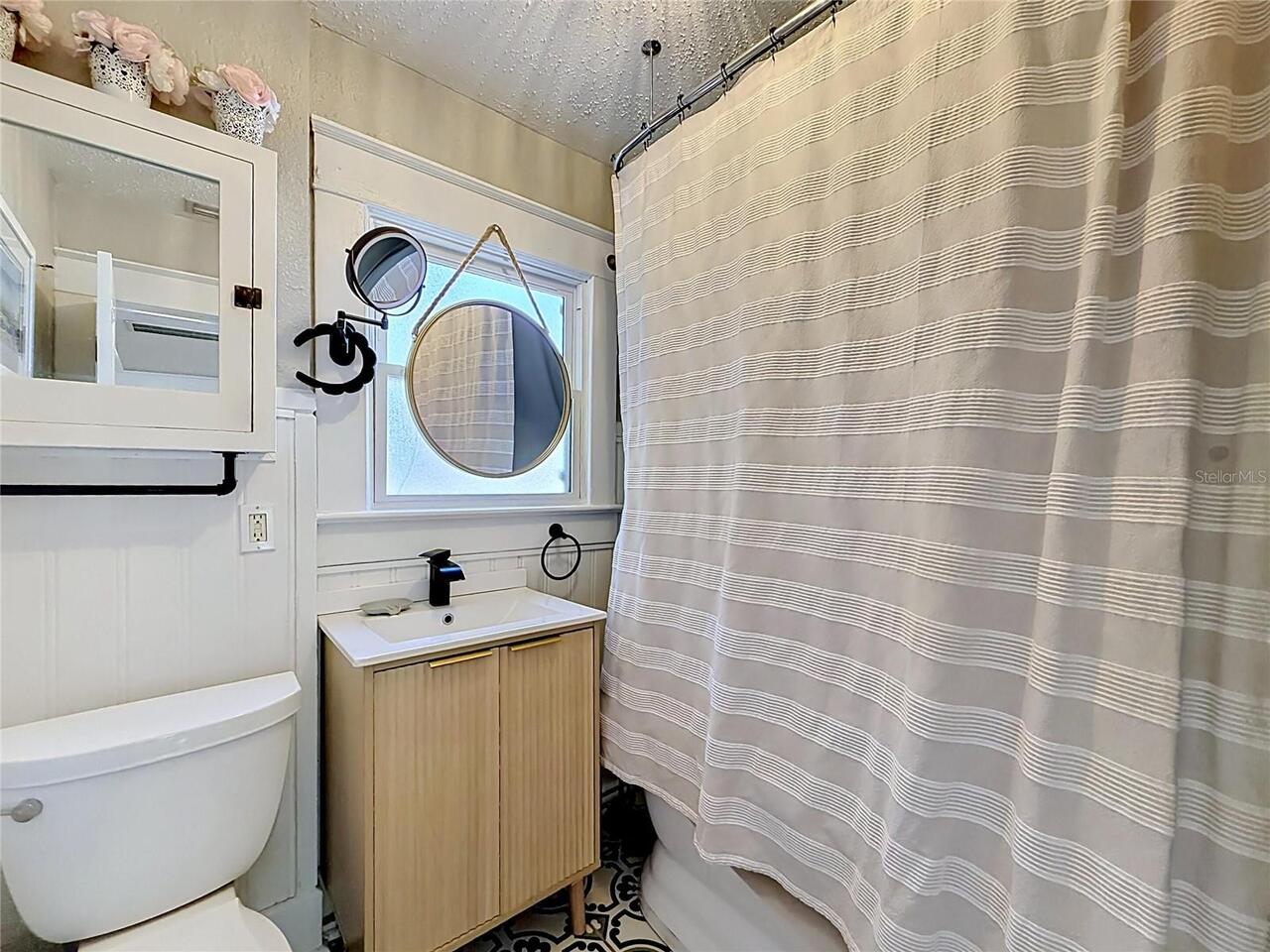Listing Photo 25
