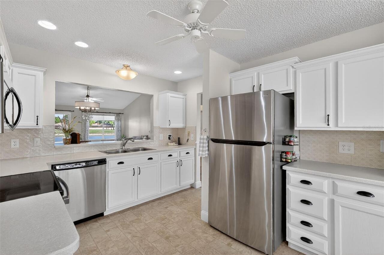 Listing Photo 16