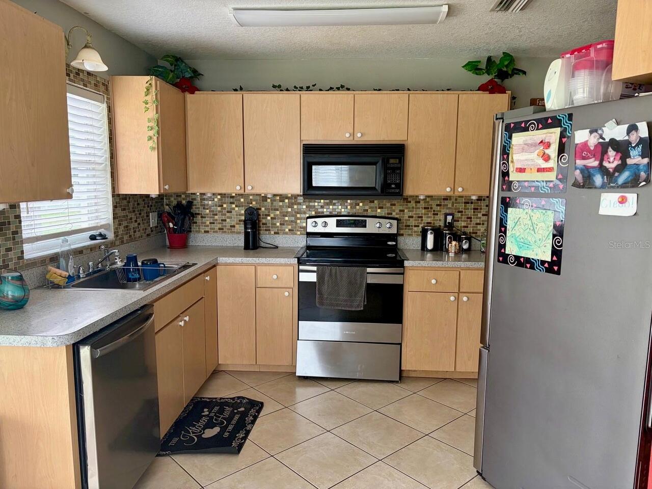 Listing Photo 9