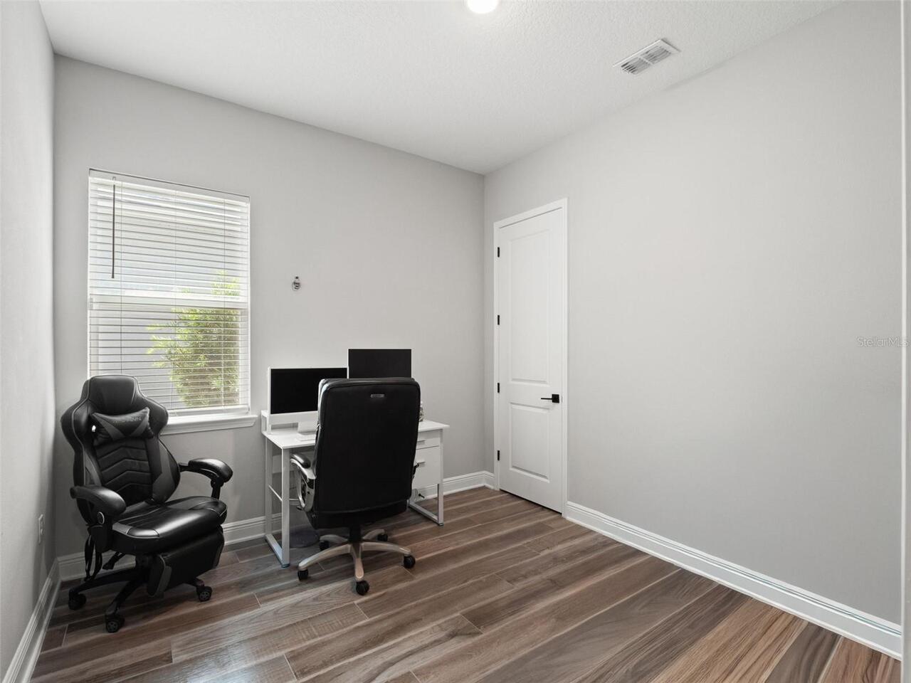Listing Photo 32