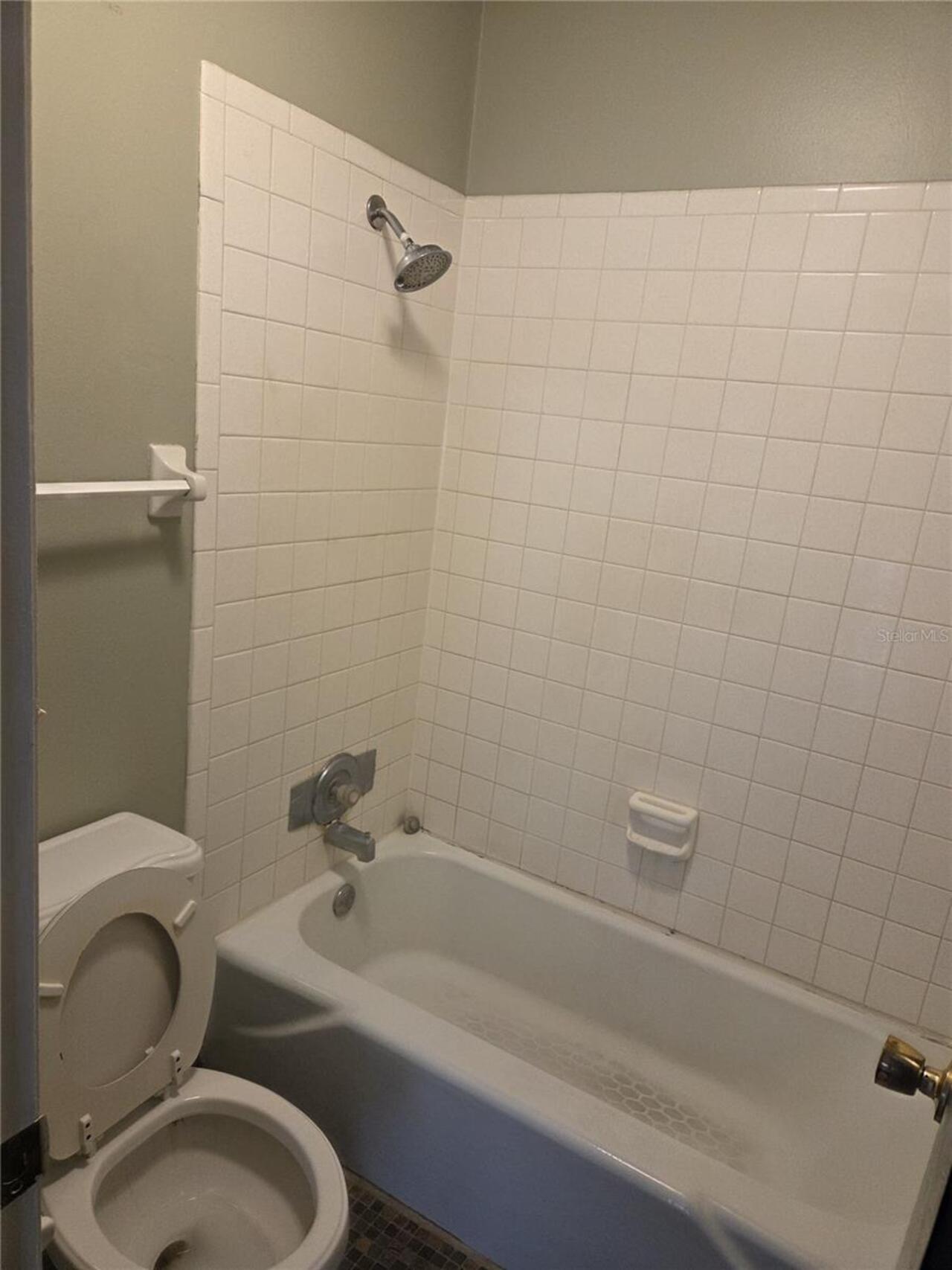Listing Photo 15