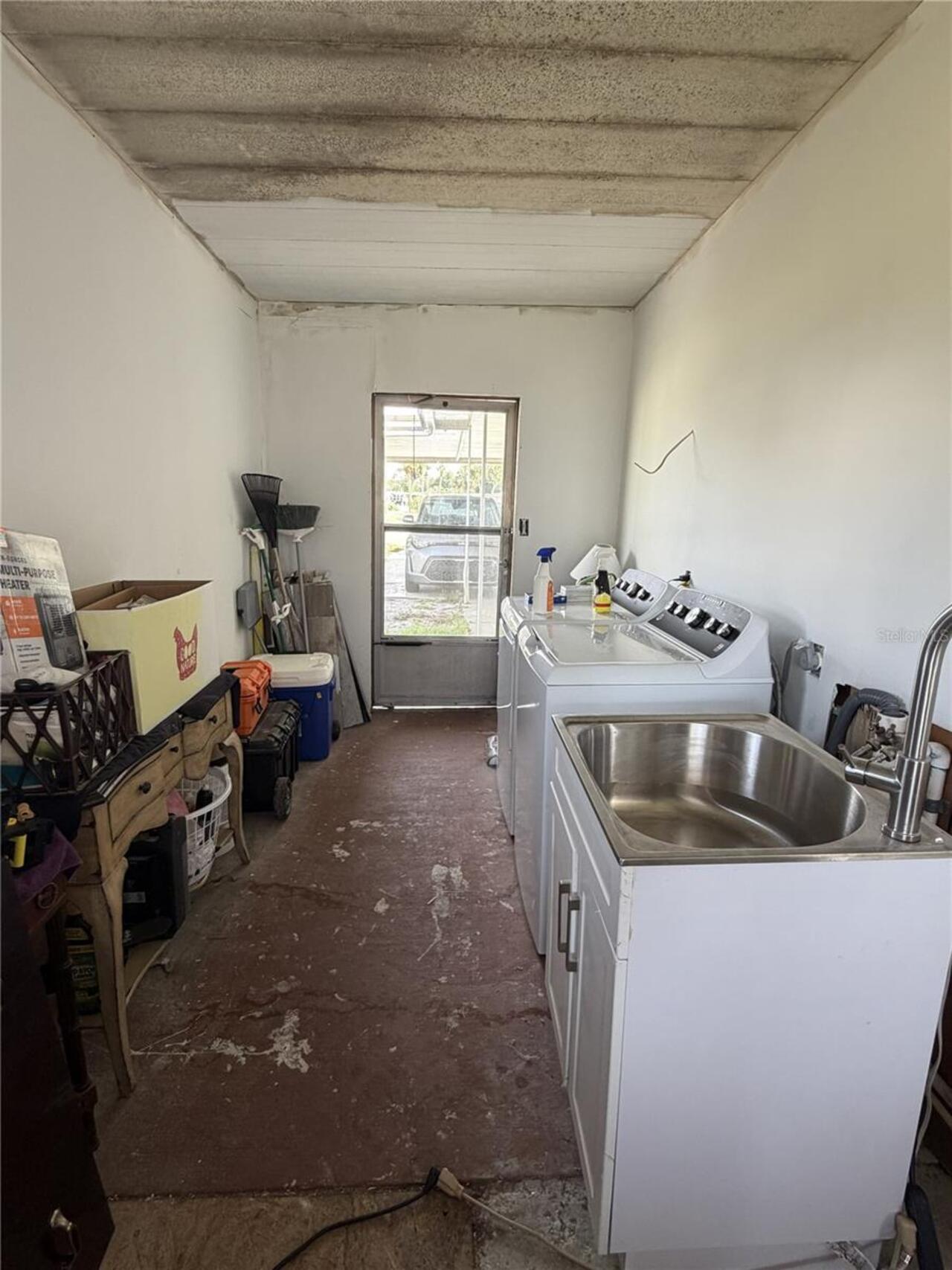 Listing Photo 8