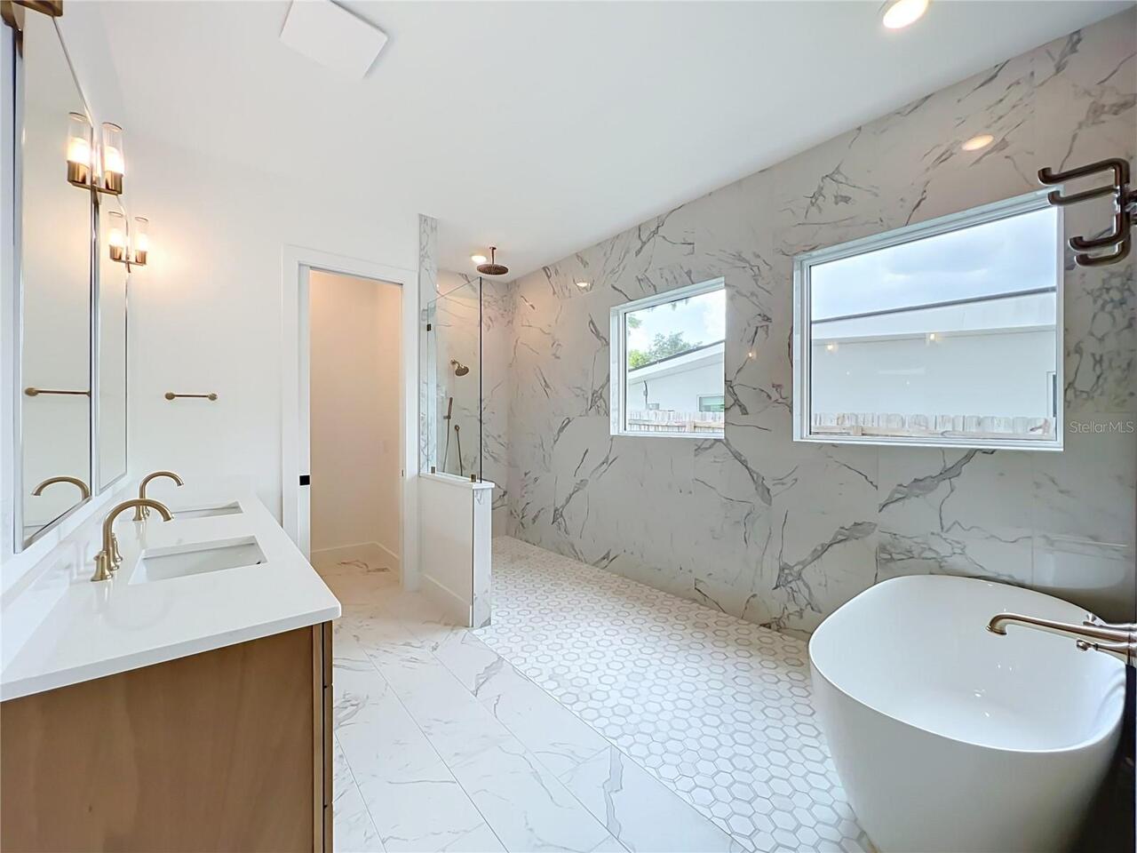 Listing Photo 44