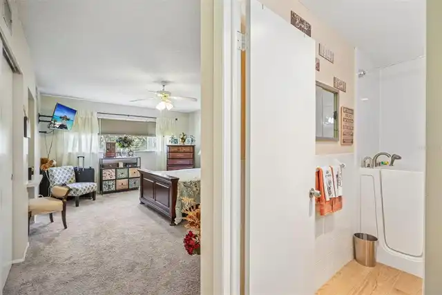 Listing Photo 21