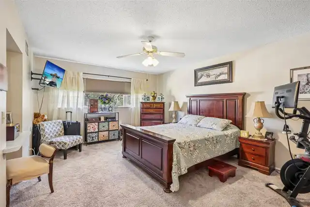 Listing Photo 23