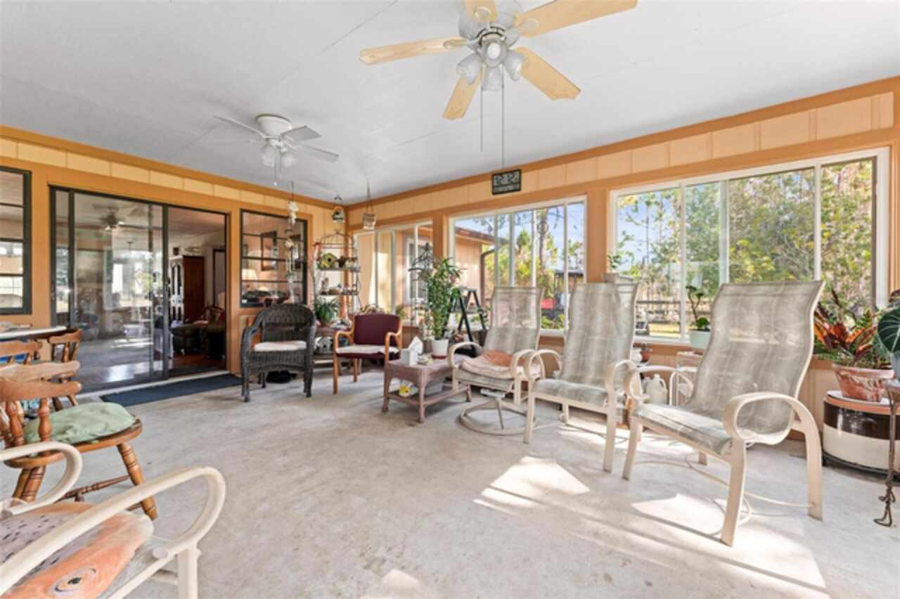 Listing Photo 12