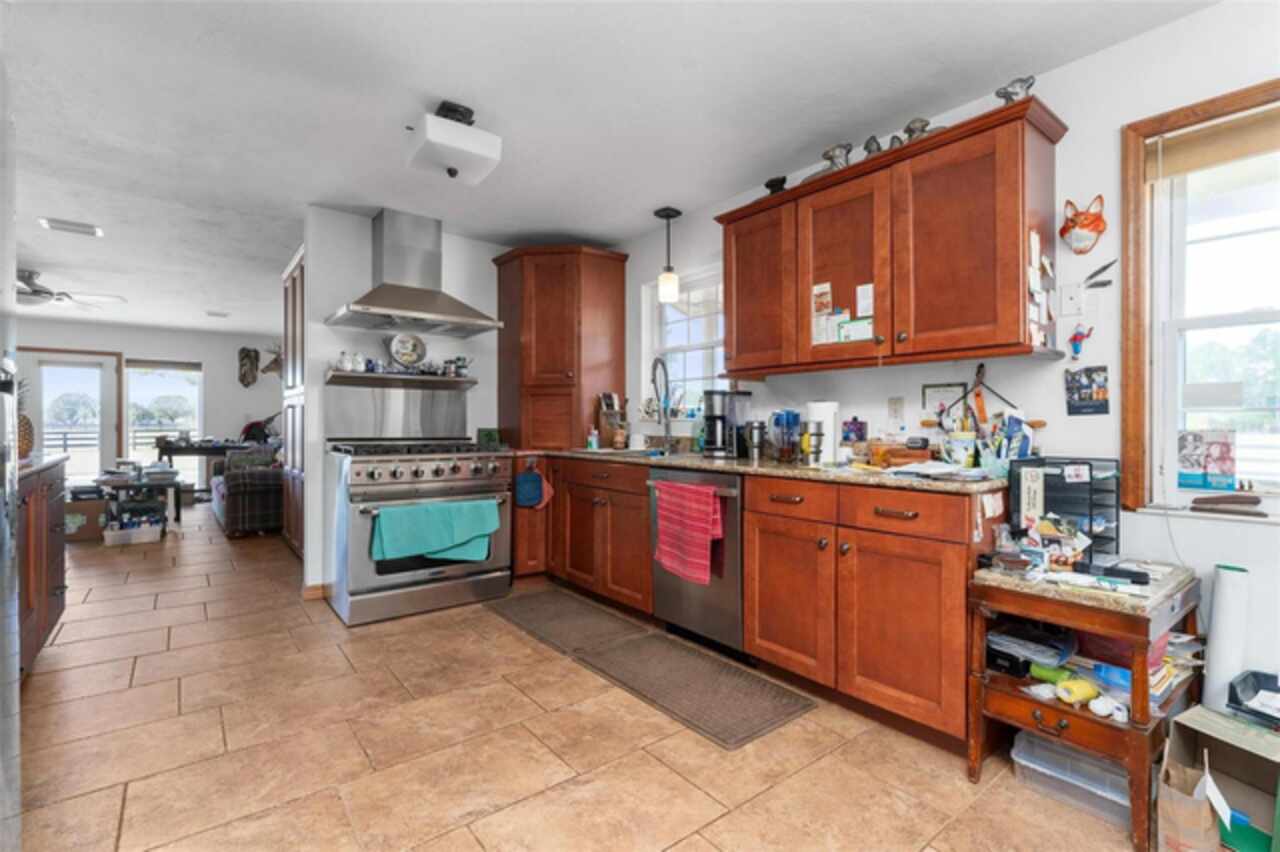 Listing Photo 28