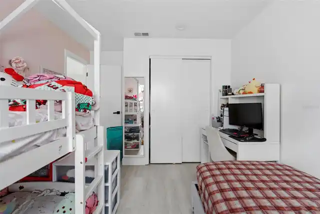 Listing Photo 26