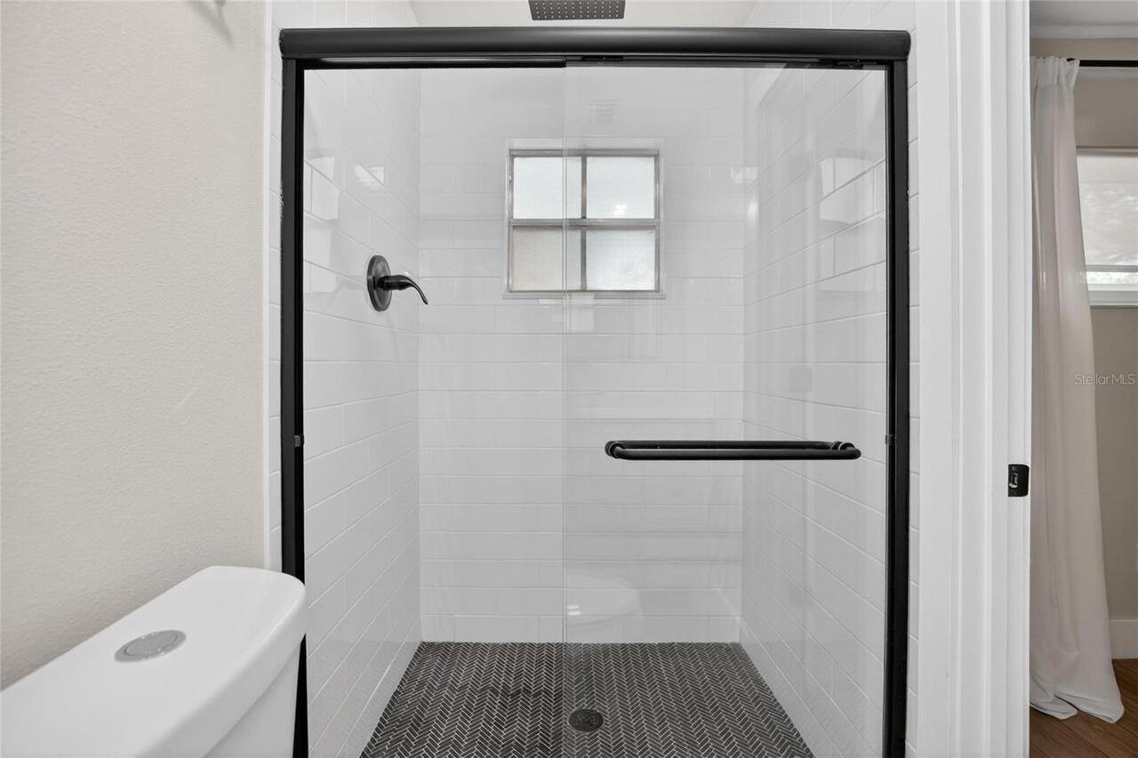 Listing Photo 43