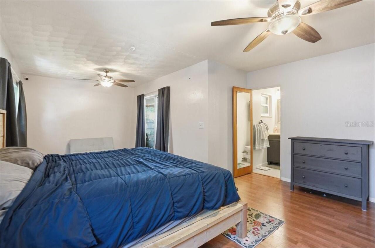 Listing Photo 23