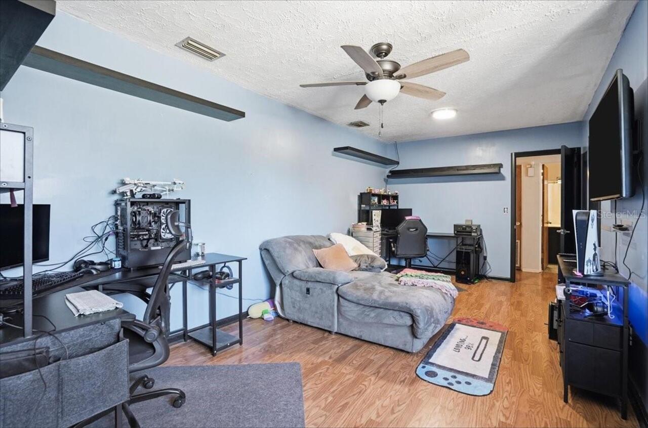 Listing Photo 31
