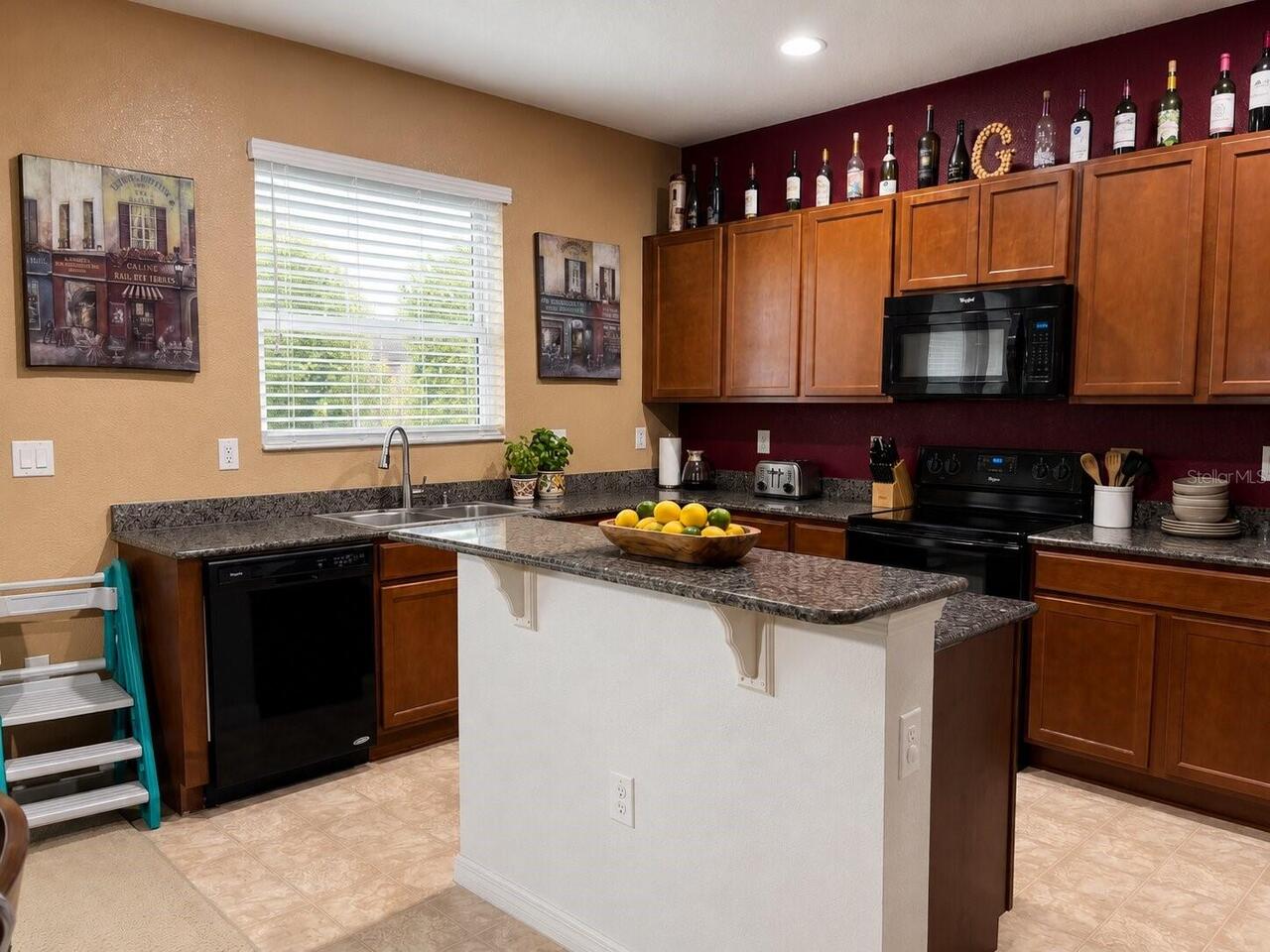 Listing Photo 5