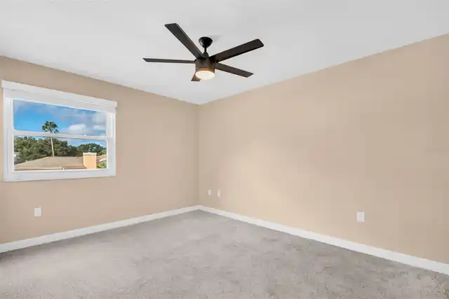 Listing Photo 28