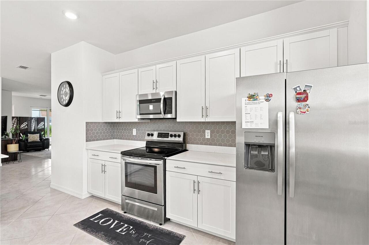 Listing Photo 10