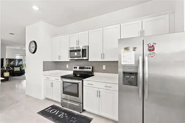 Listing Photo 10