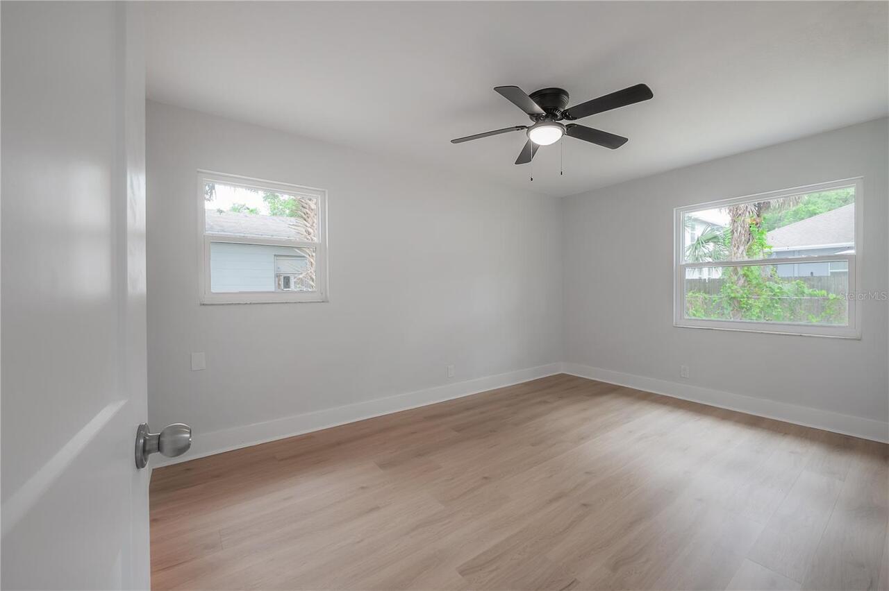 Listing Photo 13