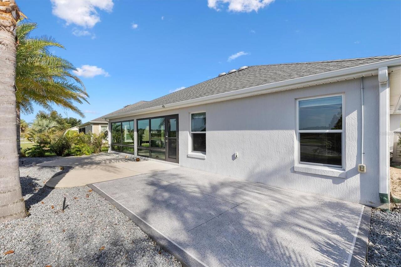 Listing Photo 17