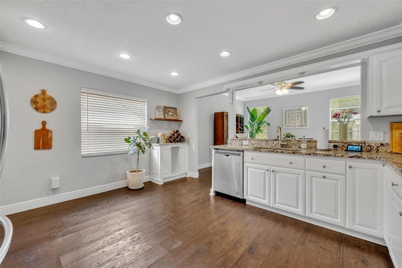 Listing Photo 18