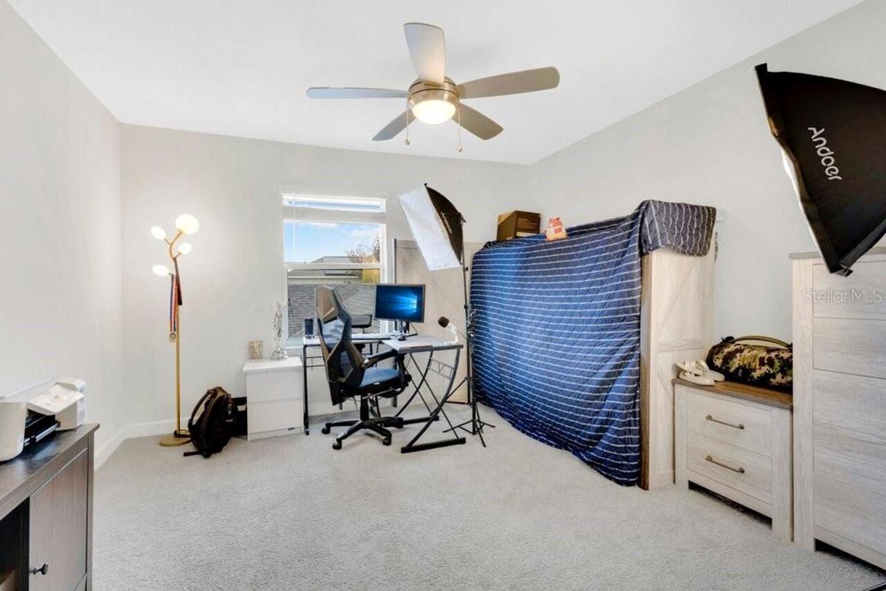 Listing Photo 17