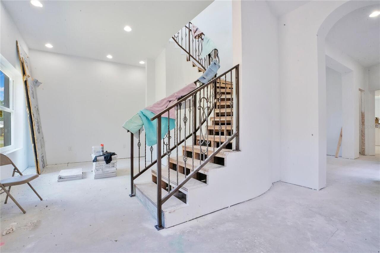 Listing Photo 10
