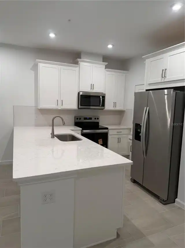 Listing Photo 6