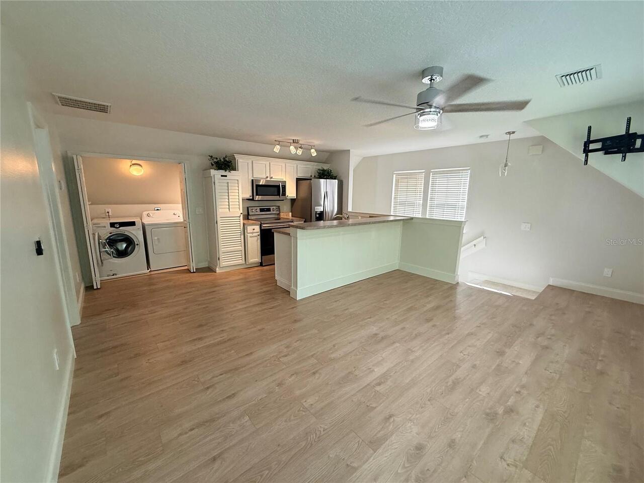 Listing Photo 7