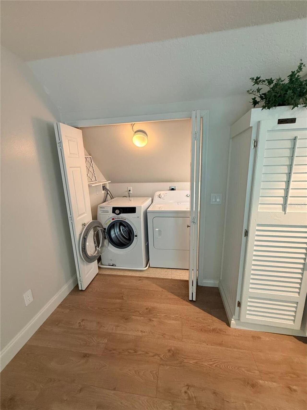 Listing Photo 8